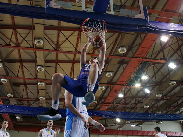 במקום הכי גבוה בבית. קופרברג (FIBA)