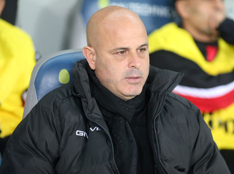 יבחן את סזאר. אבוקסיס