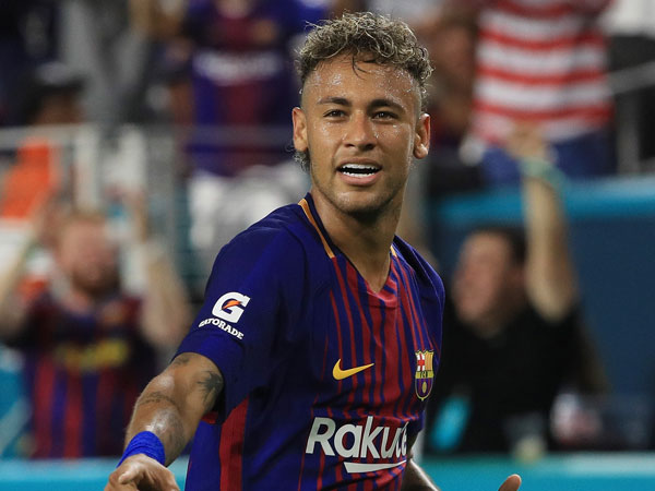 עוד צעד החוצה. ניימאר (Getty)