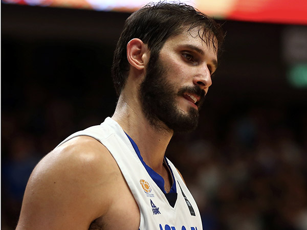 כספי. לא כך רצה לסיים את הטורניר (אלן שיבר)