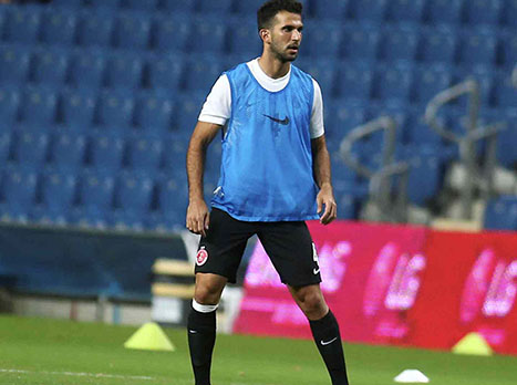 גם דגני נשאר בסופו של דבר (עודד קרני)