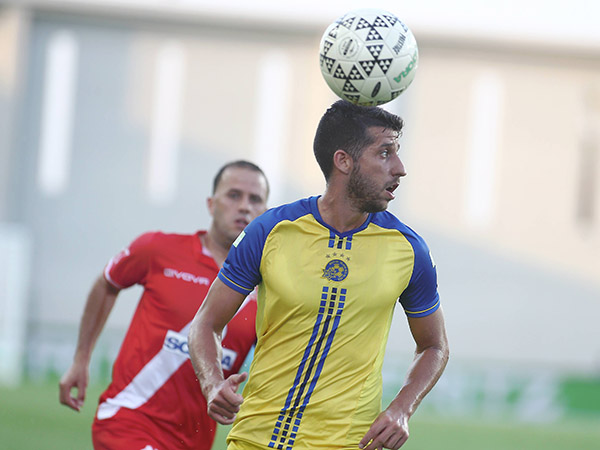 מיכה. סידר את השני לקיארטנסון (אלן שיבר)