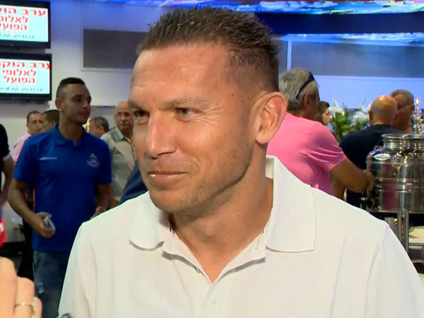 כבר לא לחוץ. ברק בכר