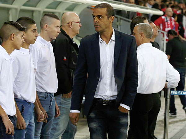 "אחד המשחקים המתסכלים בקריירה שלי". לוזון (אלן שיבר)