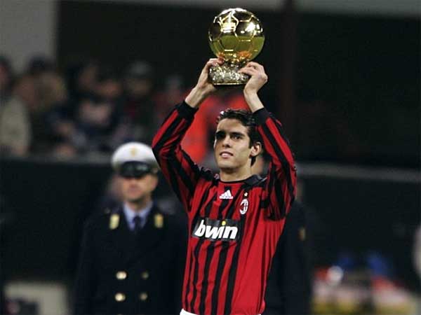 זוכרים מתי מסי או רונאלדו לא זכו בכדור הזהב? קאקה זוכר (Getty)