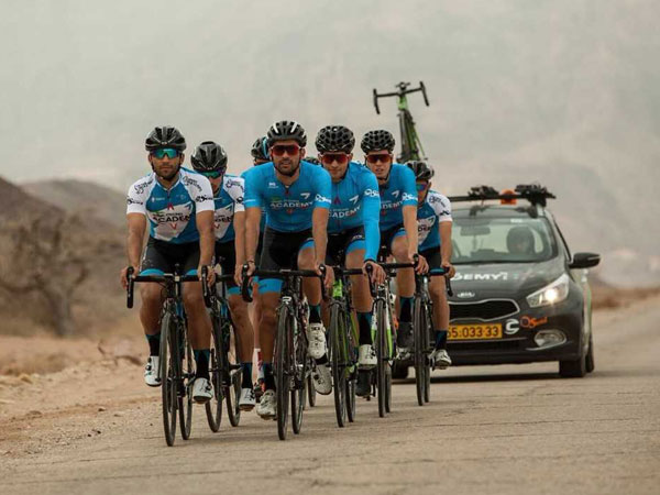 ההכנות לעונה בעיצומן (צילום: רום כרמי/סייקלינג אקדמי)