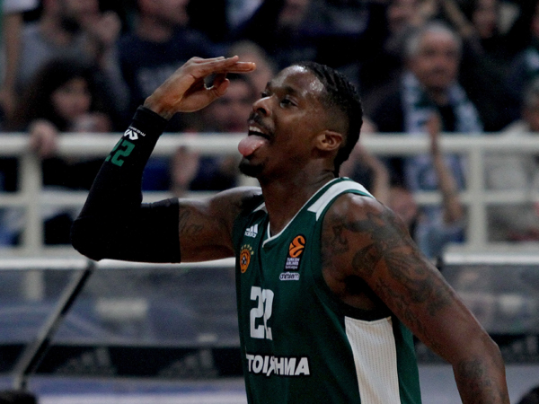 קני חוגג, ניצחון חשוב לפאו (GETTY)