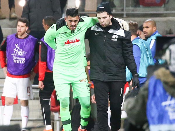 מתיחה או פצועה חמורה? גינזבורג (צילום: דני מרון)