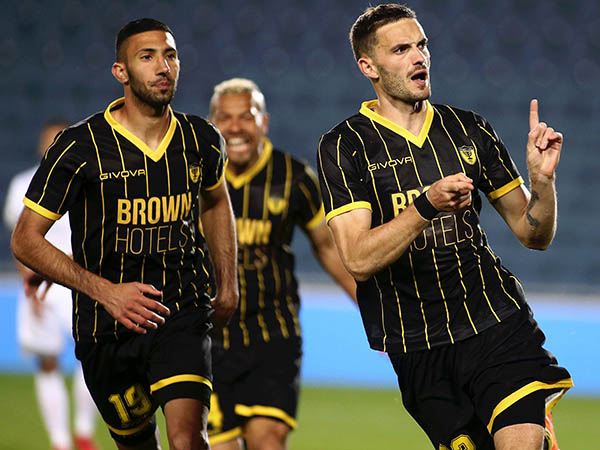 בית"ר ירושלים עלתה, לפחות זמנית, לפסגה (צילום: אלן שיבר)