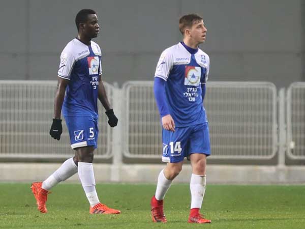 רייכרט חוזר מהרחקה