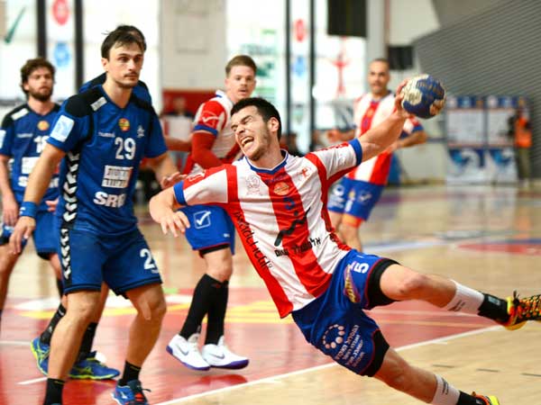 אבישי סמולר, בלט בשורות קבוצתו. (גבי אלאלוף, הפועל ראשל"צ)