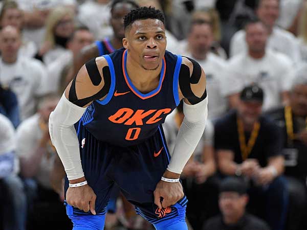 ווסטברוק, יפספס את משחק 5 בסדרה? (getty)