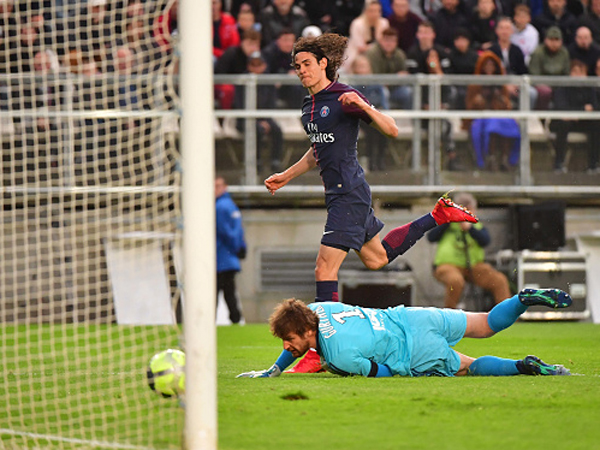 קבאני בדרך לשער של אמיין (getty)