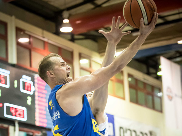 מייקל רול בלט מעל כולם (צילום: מנהלת הליגה)