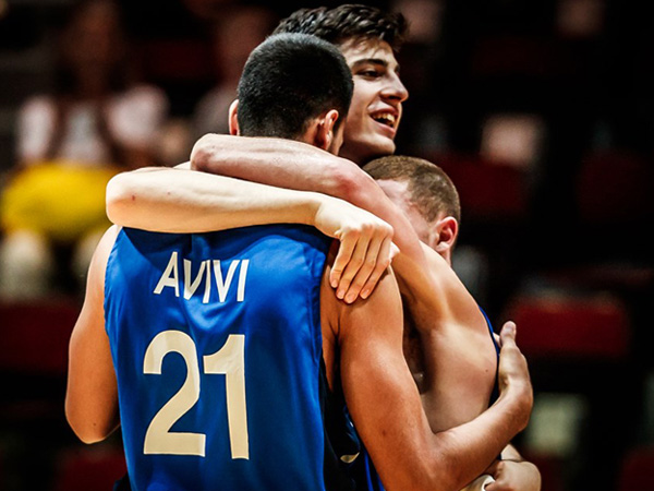 איזה ניצחון (צילום: FIBA)