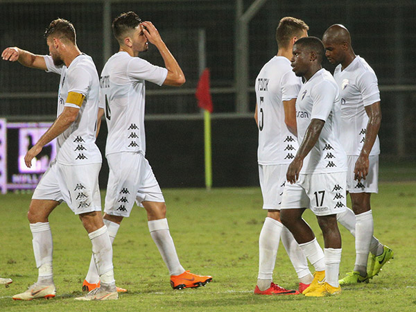 משהו נאיבי בק"ש (אנצ'ו ג'וש - סוכנות ג'יני)