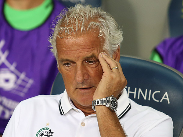 פרד רטן. ביקורת על ניהול המשחק (צילום: אלן שיבר)