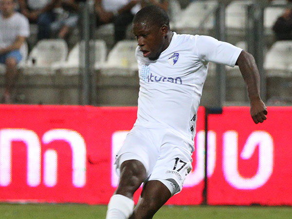 האסלביינק. "הגיע לנו יותר" (אנצ'ו גוש)