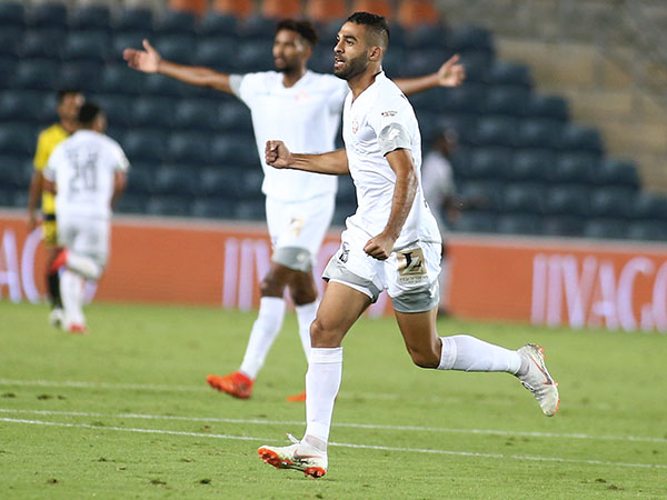 "אנחנו חיים בבועה". אביטן וחדרה בעננים (צילום: אלן שיבר)