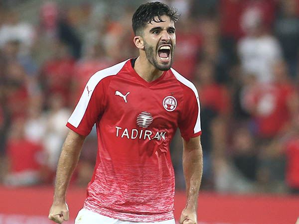 לא ברור האם יעבור ניתוח. אורן ביטון (אלן שיבר)