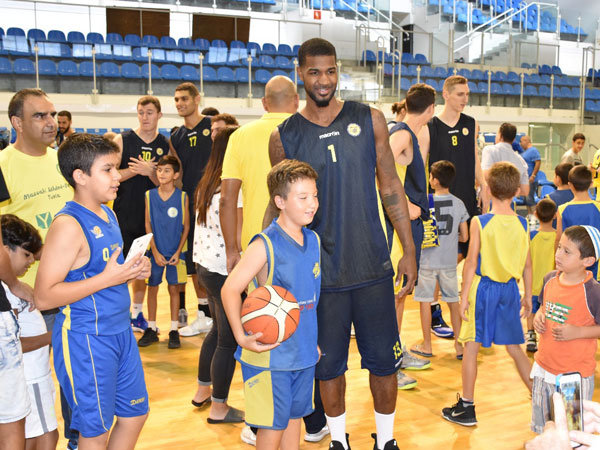 הפנינג בהיכל הקריה (דודו קקון)