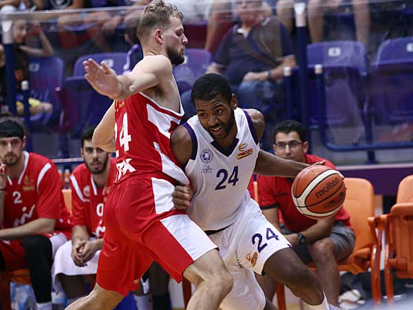 מייק הנרי, מממפיס לנהריה (באדיבות מנהלת הליגה)