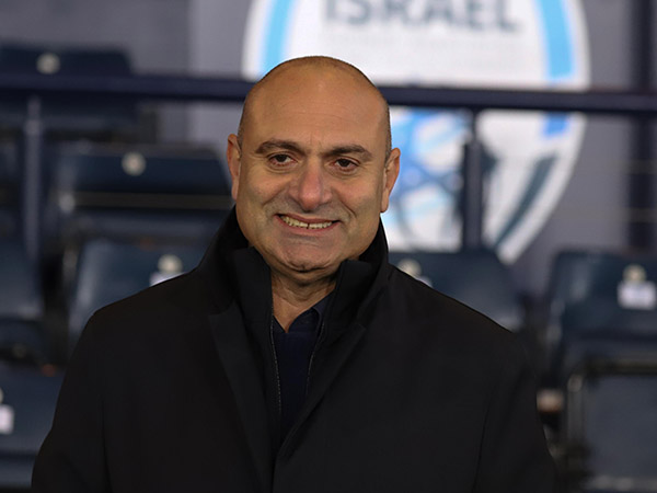 יו"ר ההתאחדות שינו זוארץ באימון המסכם (צילום: PayPerLens)