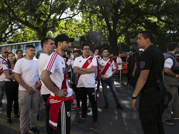 בסוף האוהד המכור נפגע (Demian Alday, GETTY)