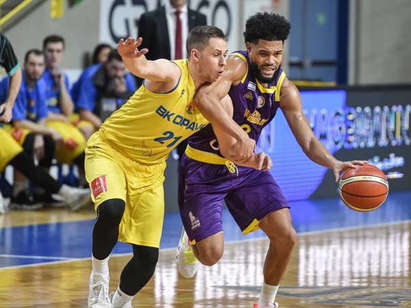 ריינולדס, משחק יעיל (FIBA)