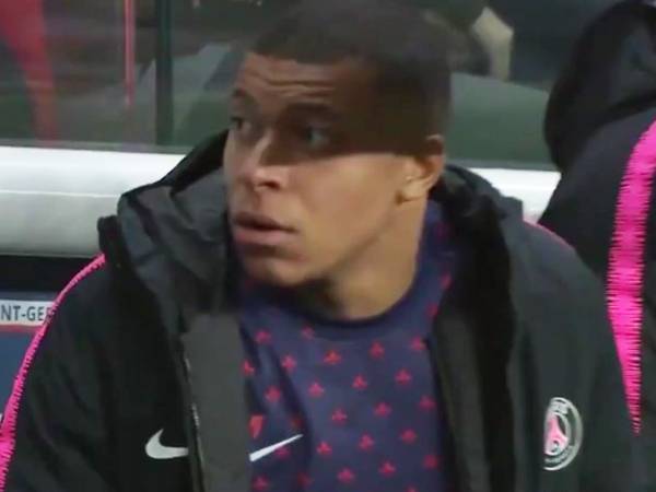 התגובה של אמבפה (טוויטר)