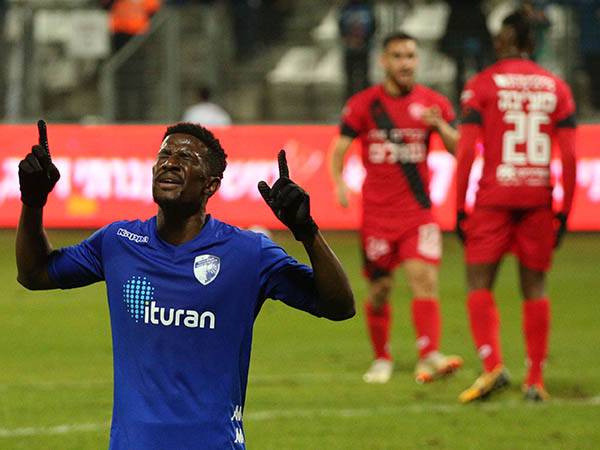 לא בטוח שיישאר. בארי (אנצ'ו גוש)