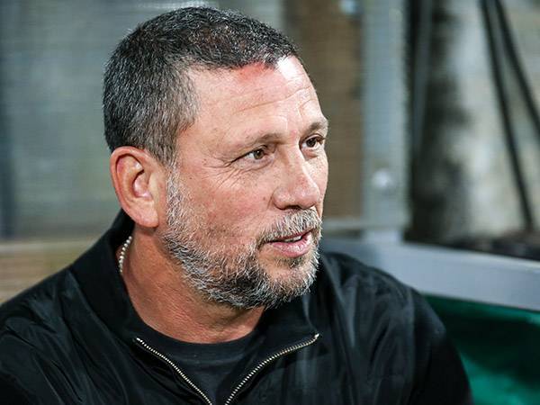 "לא איש שמחפש מלחמות וכבוד". קלינגר (דני מרון)