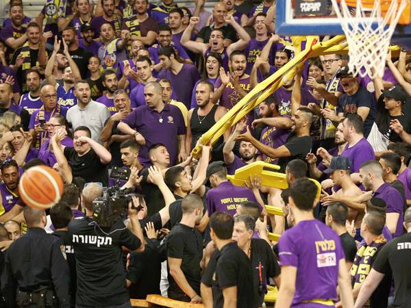 חולון תעמוד לדין (אלן שיבר)