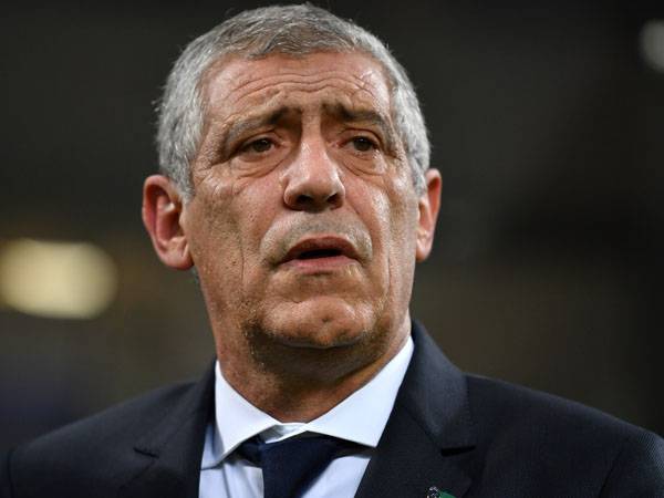 "יש גאונים בציור או בפיסול, רונאלדו הוא גאון כדורגל". סנטוס (getty)