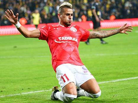 מה ששלו, שלו. בוזגלו (אלן שיבר)