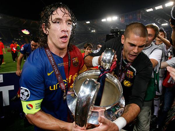 פויול עם ואלדס. ישמח לראות את חברו הטוב חוזר לברצלונה (Getty)