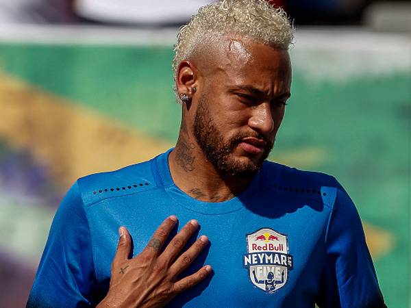 יעבור דווקא ליובנטוס? ניימאר (getty)