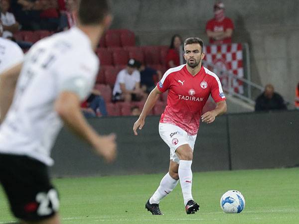 ויטור. ייקח חלק במשחק? (הפייסבוק של הפועל באר שבע)