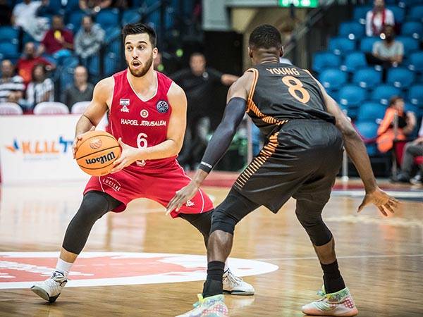 בלאט. מעל כולם (עודד קרני)