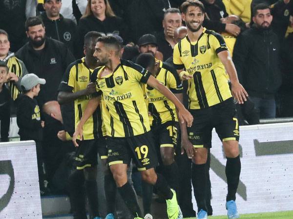 חלם על זה כילד, אדרי (דני מרון)