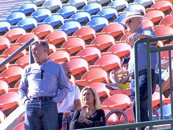 יעקב שחר ורוטנשטיינר צפו במשחק מהיציע