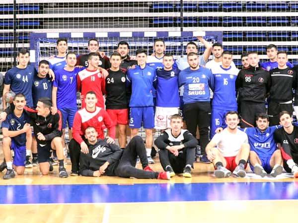 שתי קבוצות הנוער במהלך הסולחה (הדר ואן קולא, איגוד הכדוריד)