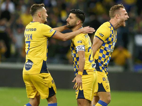 יזכה לחוזה משודרג, ריקן (אלן שיבר)