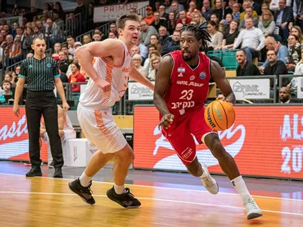 הולנד, בכורה מוצלחת באירופה (FIBA)