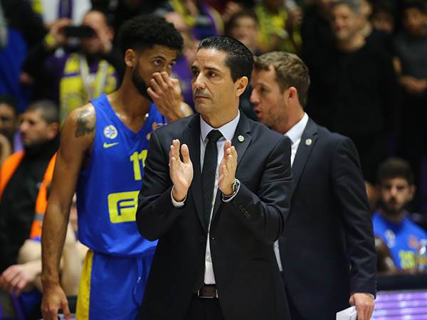 החמיא לכוכב הצעיר. יאניס (צילום: לירון מולדבן)