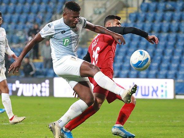 יישאר בחדרה? לוסיו