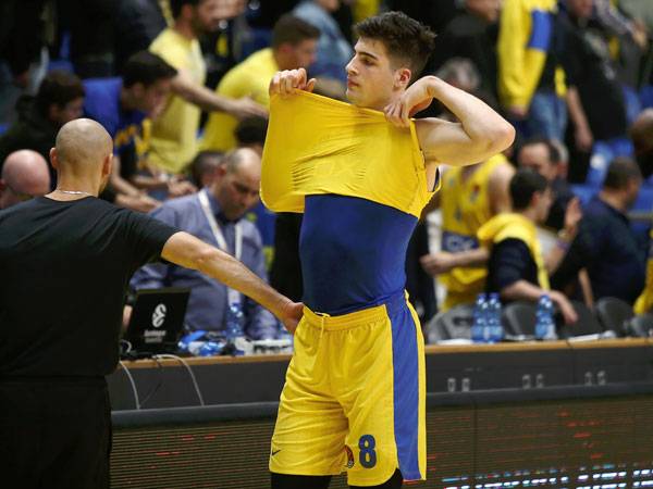 אבדיה. תכף הוא עוזב אותנו (אלן שיבר)