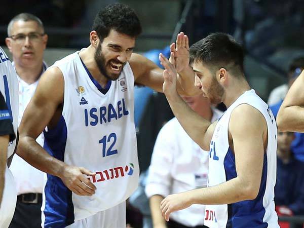 יפתחו את המוקדמות ברגל ימין? (אלן שיבר)