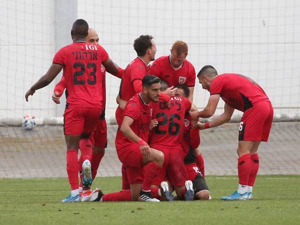 הפתעת הליגה עד כה. מ.ס.כפר קאסם (צילום: מאור אלקלסי)