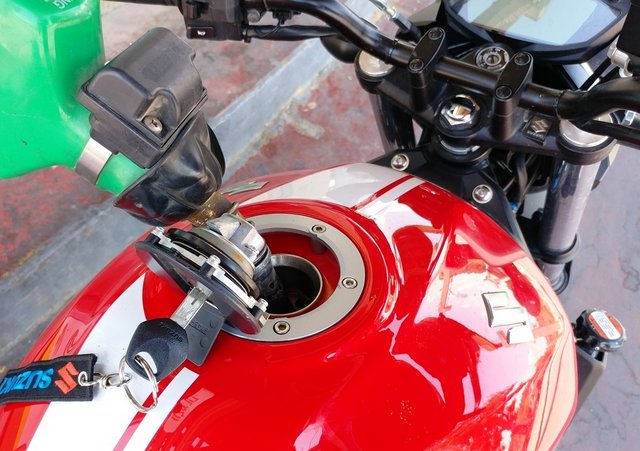 מומלץ לאוורר את מכל הדלק